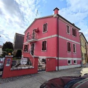 Foto Casa indipendente in Via ADRIA Via Antonio Buzzolla 0, Adria Centro