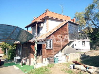 Foto Casa indipendente a Velletri Rioli, Paganico di 130 m² con 3 locali