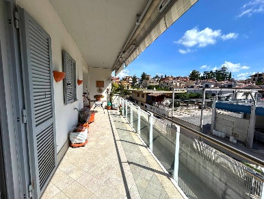 Foto Appartamento in via gaspare spontini, Mentana Centro di 70 m²