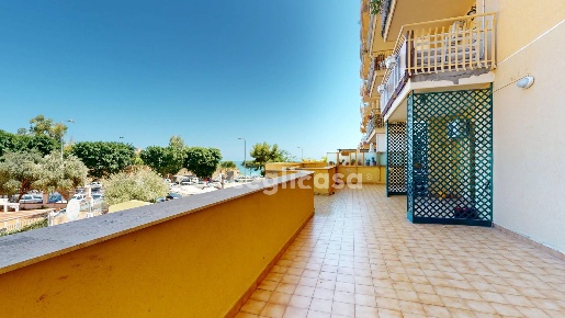 Foto Appartamento in Via Bordonaro, Palermo Vergine Maria di 150 m²