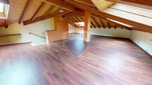 Foto Appartamento in via giuseppe garibaldi, Rodano Lucino Rodano di 126 m²