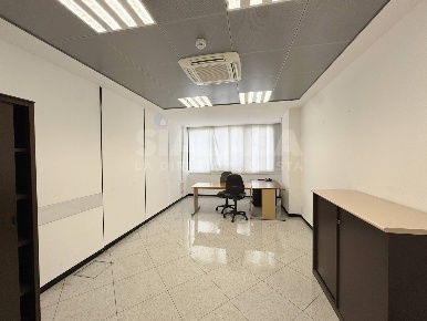 Foto Ufficio a Cinisello Balsamo Balsamo di 49 m² con 2 locali in affitto
