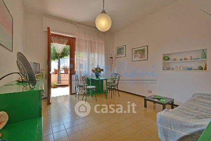 Foto Appartamento in Via Dei Gerani, Varazze Sant'Ambrogio di 67 m²