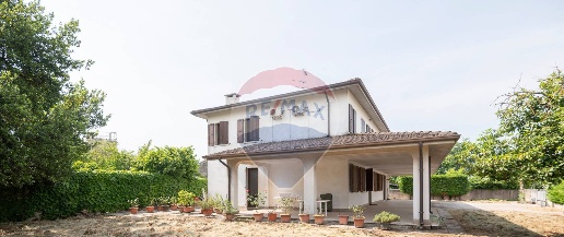 Foto Villa singola in Strada Argine Cerese, Curtatone di 278 m² in vendita