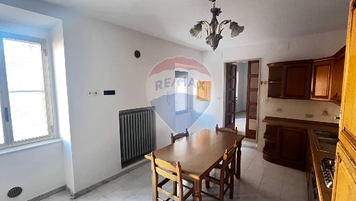 Foto Case semi ndipendenti in Piazza Dei Caduti, Matrice di 190 m²