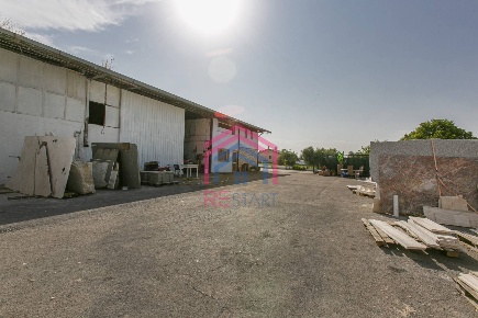 Foto Laboratorio in Via Nicola Ricciotti, Aprilia di 900 m² con 8 locali