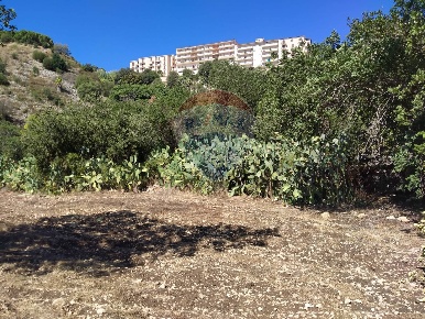 Foto Terreno agricolo in via vanella 20, Modica Modica Alta di 32500 m²