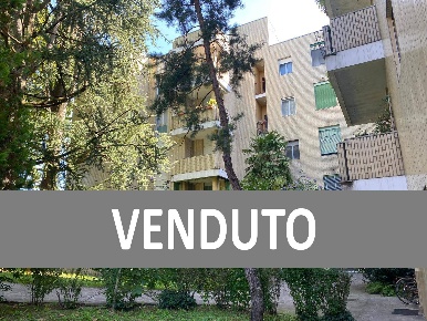 Foto Appartamento in Via Pellizzari, Vimercate Semicentro di 94 m²