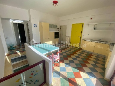 Foto Appartamento in Via degli Oleandri, Varazze Sant'Ambrogio di 122 m²