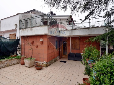 Foto Villa unifamiliare in Contrada Lagogemolo, Cassano delle Murge