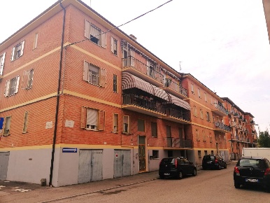 Foto Appartamento in Via Armida, Ferrara Aeroporto di 90 m² con 4 locali