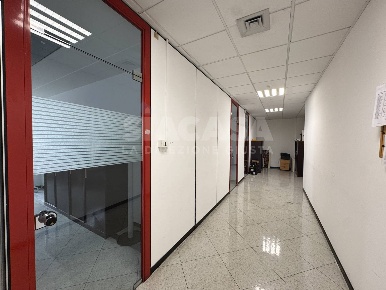 Foto Ufficio a Cinisello Balsamo Balsamo di 29 m² con 1 locali in affitto