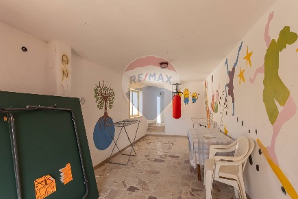 Foto Casa indipendente in via Vittorio Emanuele, Melilli Centro di 340 m²