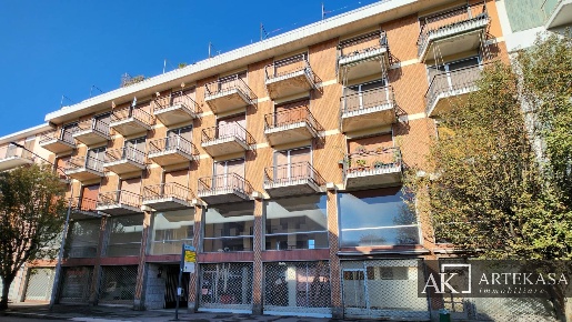Foto Appartamento in Viale Volta, Novara San Paolo di 108 m² con 3 locali