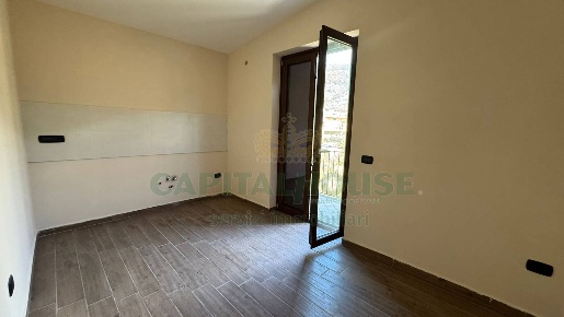 Foto Appartamento a Quadrelle di 81 m² con 3 locali in vendita