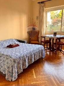 Foto Appartamento a Sanremo Porto Vecchio di 150 m² con 5 locali in vendita