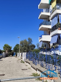Foto Appartamento a Bari Torre a Mare di 85 m² con 3 locali in vendita
