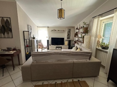 Foto Appartamento a Acerra Centro di 107 m² con 3 locali in vendita