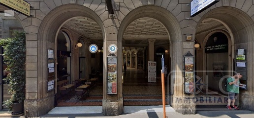 Foto Locale commerciale in GALLERIA UNIONE, Milano Missori di 230 m²