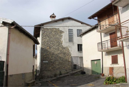 Foto Magazzino in Via Don Brozzoni, Costa Serina Costa Di Serina di 161 m²