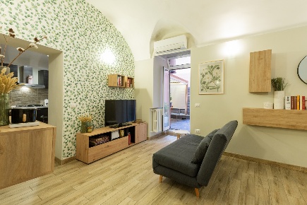Foto Appartamento in via Ludovico Muratori, Roma Colle Oppio di 90 m²