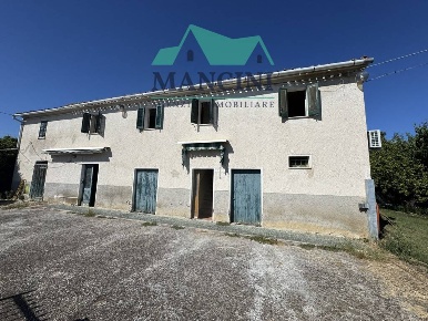 Foto Casa indipendente in MONSANO, Monsano di 250 m² con 5 locali