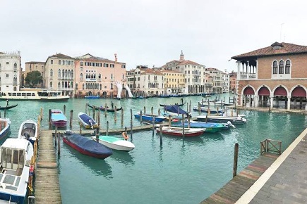 Foto Appartamento in Calle dei Botteri, Venezia San Polo di 130 m²