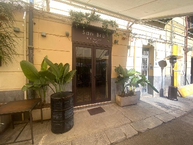 Foto Attività commerciale in Piazza Francesco Nasce', Palermo Borgo Vecchio