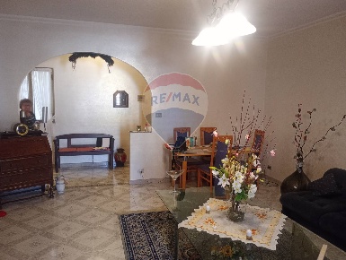 Foto Appartamento in Via Delle Rose, Gaggi di 143 m² con 5 locali