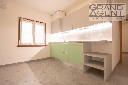 Foto Appartamento in via scarsellini, Verona San Zeno di 62 m² con 2 locali