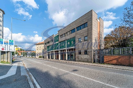 Foto Ufficio in Via Pasquale Paoli, Como Borghi di 100 m² con 3 locali