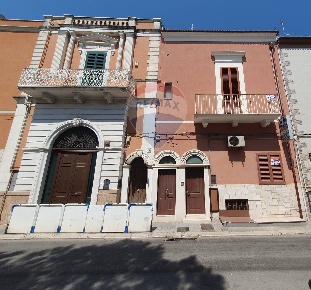 Foto Casa indipendente in Via Ugo Foscolo, Bari Carbonara di Bari di 180 m²