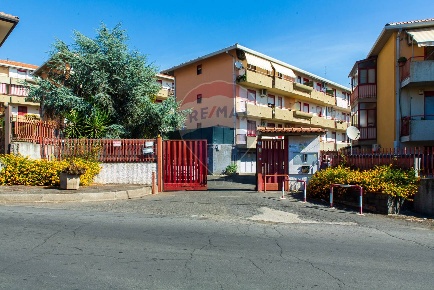 Foto Appartamento in Via S.Gregorio, Aci Castello Centro di 85 m²