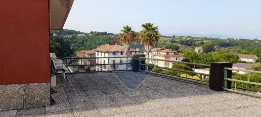 Foto Appartamento in Via XXVI Ottobre, Teano Centro di 65 m² con 2 locali