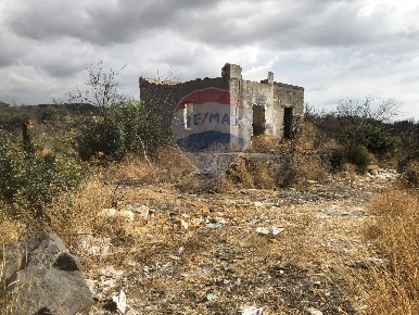 Foto Rustico in contrada carcarazza, Camporotondo Etneo di 70 m² in vendita