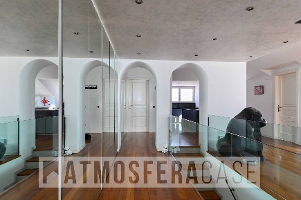 Foto Appartamento in VIA ALBERICO DA ROSCIATE, Bergamo Corridoni di 180 m²