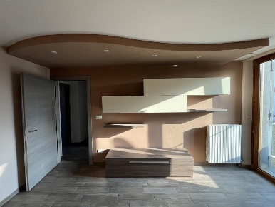 Foto Appartamento a Mondovì Via Cuneo, Tiro a Segno di 75 m² con 3 locali