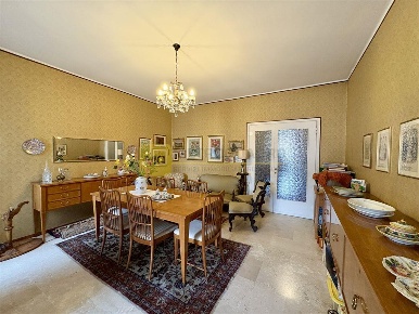 Foto Appartamento in via carlo porta, Lecco Centro di 125 m² con 3 locali