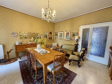 Foto Appartamento in via carlo porta, Lecco Centro di 125 m² con 3 locali