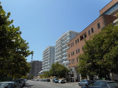 Foto Garage in Viale Antonio Gramsci, Salerno Carmine di 18 m² con 1 locali