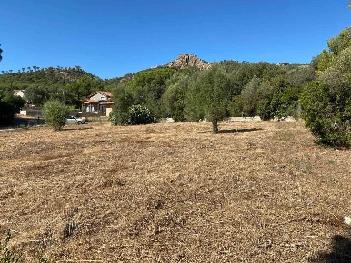 Foto Terreno edificabile a Capoterra Poggio Dei Pini di 1600 m² in vendita