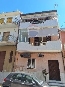 Foto Casa indipendente in via machiavelli, Solarino di 150 m² con 5 locali