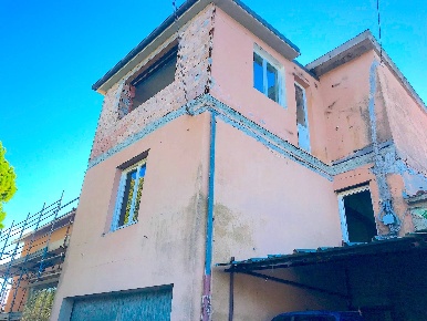 Foto Appartamento in Località Crova, Moneglia di 158 m² con 5 locali