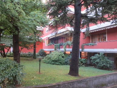 Foto Appartamento in Via Vignati, Milano Affori di 93 m² con 3 locali