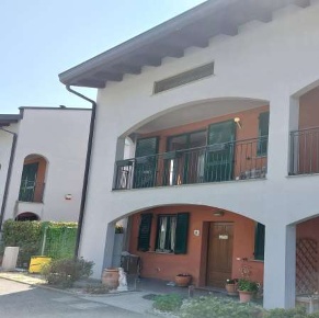 Foto Villa a schiera in Via Fittavolo 4, San Fermo della Battaglia Centro