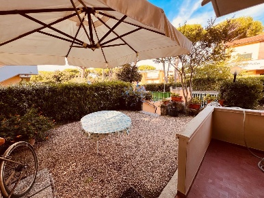 Foto Appartamento a Bibbona Marina Di Bibbona di 60 m² con 3 locali