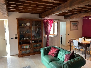 Foto Casa indipendente a Sovicille Rosia di 105 m² con 7 locali in vendita
