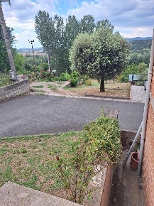 Foto Appartamento a Crespina Lorenzana Lorenzana di 75 m² con 5 locali