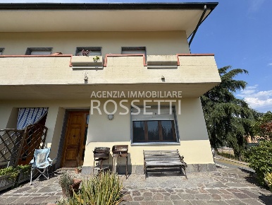 Foto Villa a schiera a Empoli Marcignana - Lucchese di 165 m² con 6 locali