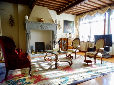 Foto Appartamento a San Miniato Centro Storico di 100 m² con 5 locali